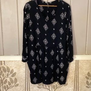ROXY Skinkissed Daze boho tunic in black and white size L in EUC with pockets